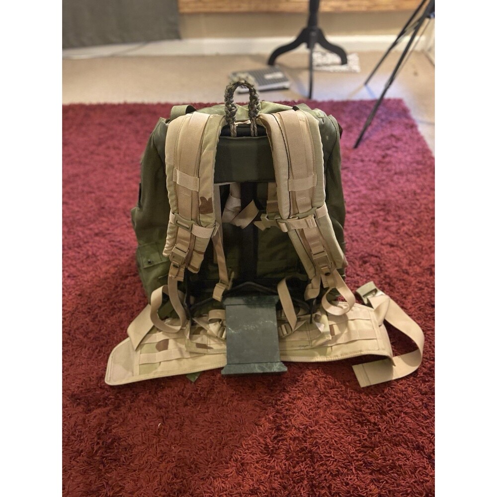 USGI Army Military Field Pack Combat Molle Backpack Hiking Camp Camo Rucksack - Picture 3 of 16